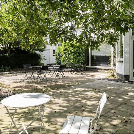 Child Favorite Coach House City Villa Tilburg Eksteriør billede