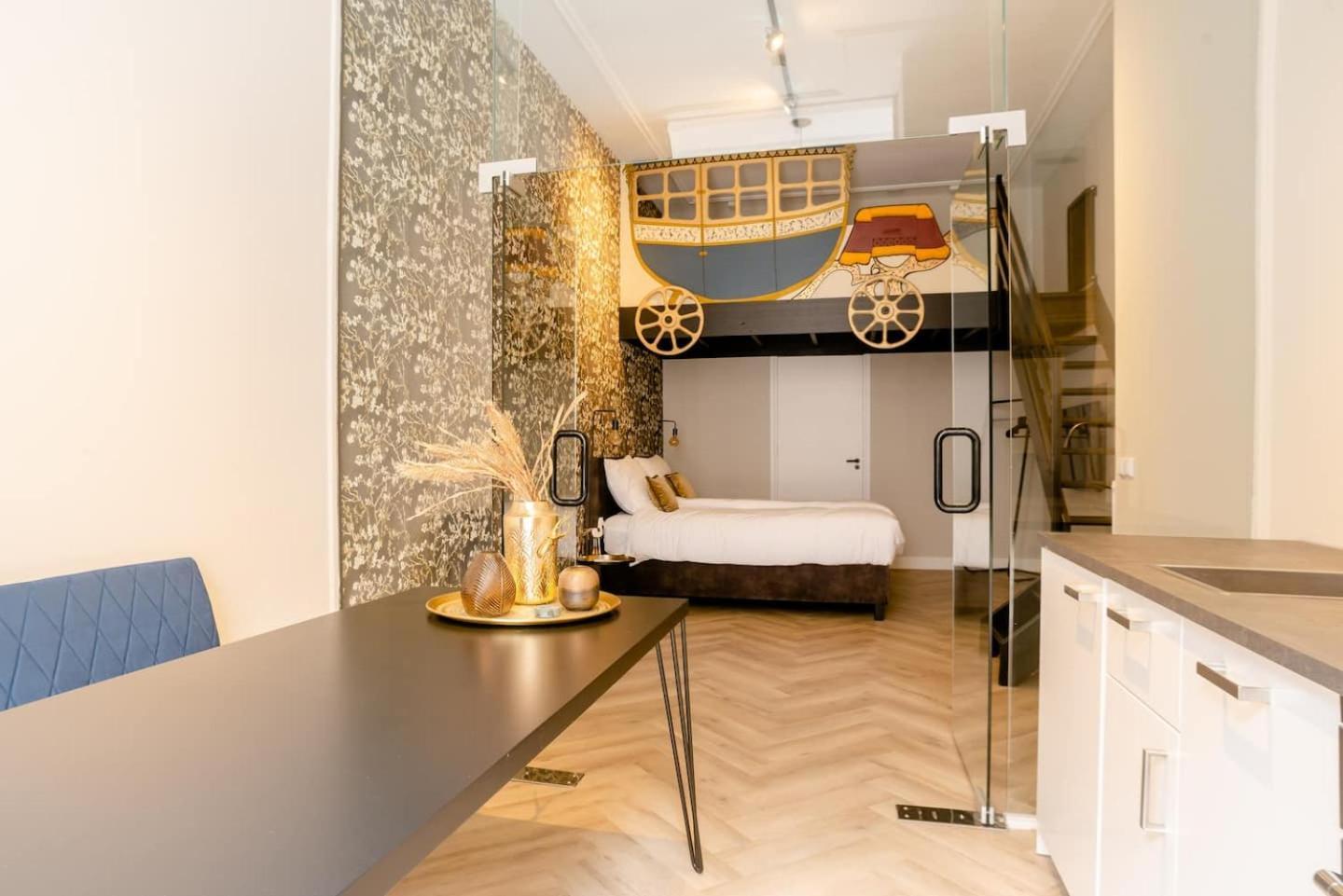 Child Favorite Coach House City Villa Tilburg Eksteriør billede